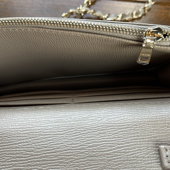 𝅺Bebe Tan Crossbody / Clutch - NWOT - Picture 8 of 10